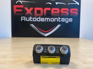 Used Heater control panel Audi A1 Sportback (8XA/8XF) 1.6 TDI 16V Price € 45,00 Margin scheme offered by Express Autodemontage