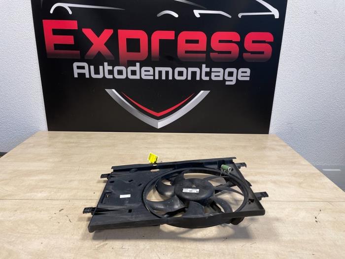 Używane Wentylator Fiat Punto Evo (199) 1.4 Cena € 20,00 Procedura marży oferowane przez Express Autodemontage