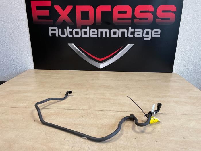 Begagnade Bränsleledning Seat Leon (KLB) 1.5 TSI 16V Pris € 20,00 Marginaltabell erbjuds av Express Autodemontage