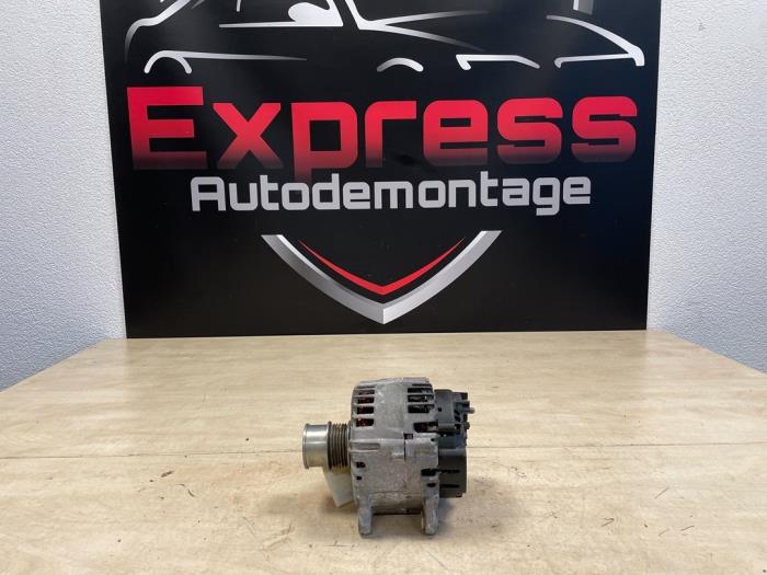 Begagnade Dynamo Seat Leon (KLB) 1.5 TSI 16V Pris € 20,00 Marginaltabell erbjuds av Express Autodemontage