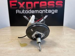 Begagnade Bromsservo Volkswagen Up! (121) 1.0 12V 75 Pris € 24,00 Marginaltabell erbjuds av Express Autodemontage