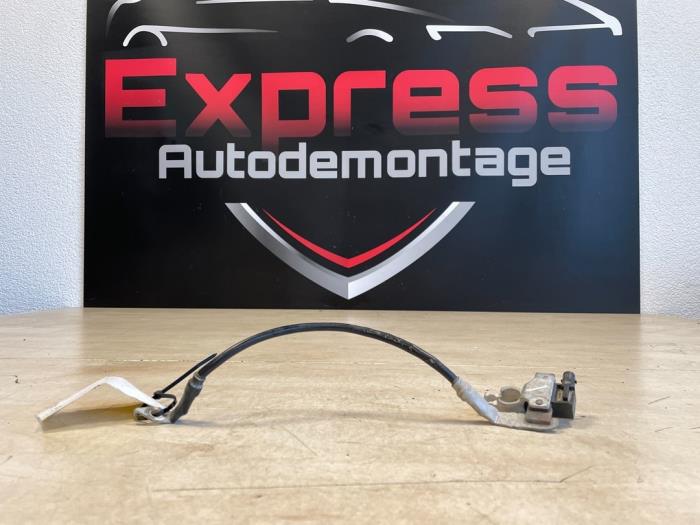 Begagnade Batterisensor Hyundai i10 (B5) 1.0 12V Pris € 35,00 Marginaltabell erbjuds av Express Autodemontage
