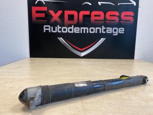 Used Rear shock absorber, right Volkswagen T-Roc 2.0 TDI 150 16V Price € 195,00 Margin scheme offered by Express Autodemontage
