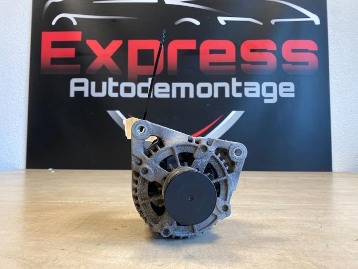 Usagé Dynamo Ford Fiesta 6 (JA8) 1.0 Ti-VCT 12V 65 Prix € 25,00 Règlement à la marge proposé par Express Autodemontage