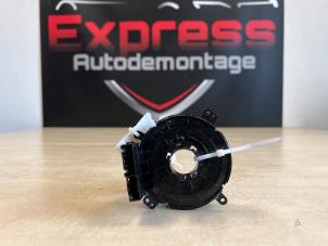 Begagnade Airbagring Opel Karl 1.0 12V Pris € 24,20 Inklusive moms erbjuds av Express Autodemontage