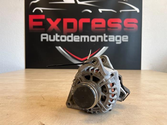 Usagé Dynamo Kia Picanto (JA) 1.0 12V Prix € 85,00 Règlement à la marge proposé par Express Autodemontage