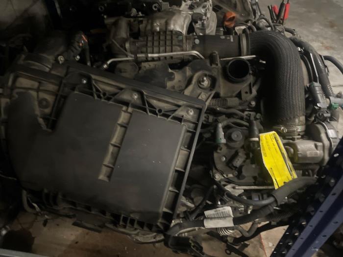 Engine from a Peugeot 208 I (CA/CC/CK/CL) 1.4 HDi 2013