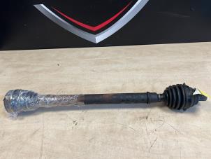 Used Front drive shaft, right Volkswagen Golf VII (AUA) 1.6 TDI 16V Price € 150,00 Margin scheme offered by Express Autodemontage