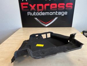 Used Boot lining right BMW 1 serie (F40) 118i 1.5 TwinPower 12V Price € 20,00 Margin scheme offered by Express Autodemontage