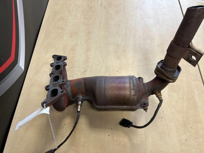 Catalytic converter from a Fiat Tipo (356H/357H) 1.4 16V 2019