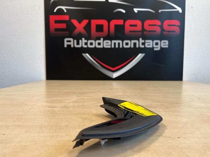 Begagnade Skydd, diverse BMW 1 serie (F40) 118i 1.5 TwinPower 12V Pris € 20,00 Marginaltabell erbjuds av Express Autodemontage