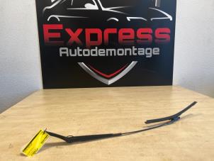 Used Front wiper arm Seat Mii 1.0 12V Price € 8,00 Margin scheme offered by Express Autodemontage