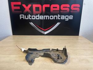 Used Bash plate Peugeot 208 II (UB/UH/UP) 1.2 Vti 12V PureTech 100 Price € 10,00 Margin scheme offered by Express Autodemontage