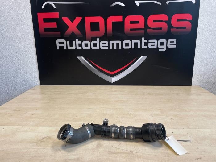 Gebrauchte Intercooler Schlauch Mercedes A (177.0) 1.5 A-180d Preis € 100,00 Margenregelung angeboten von Express Autodemontage