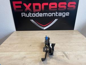 Used Accelerator pedal Ford Focus 4 1.0 Ti-VCT EcoBoost 12V 100 Price € 100,00 Margin scheme offered by Express Autodemontage