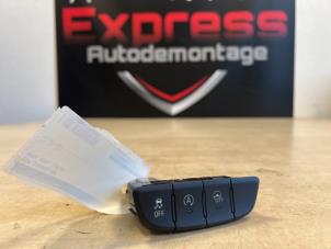 Begagnade ESP-brytare Opel Karl 1.0 12V Pris € 15,00 Marginaltabell erbjuds av Express Autodemontage