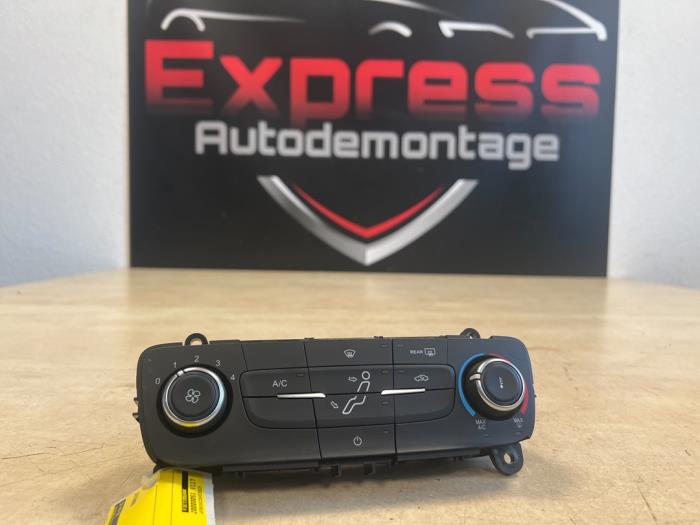 Usagé Commande chauffage Ford Focus 3 Wagon 1.5 TDCi Prix € 100,00 Règlement à la marge proposé par Express Autodemontage