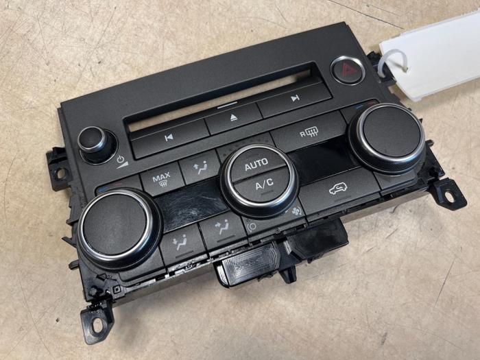 Panel de control de aire acondicionado de un Land Rover Range Rover Evoque (LVJ/LVS) 2.2 TD4 16V 2014
