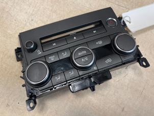 Used Air conditioning control panel Landrover Range Rover Evoque (LVJ/LVS) 2.2 TD4 16V Price € 250,00 Margin scheme offered by Express Autodemontage