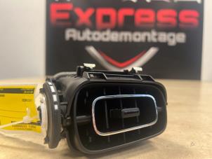 Used Dashboard vent Citroen C3 (SX/SW) 1.2 12V e-THP PureTech 110 Price € 20,00 Margin scheme offered by Express Autodemontage