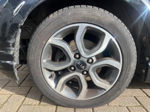 Used Wheel + tyre Kia Picanto (JA) 1.0 12V Price on request offered by Express Autodemontage