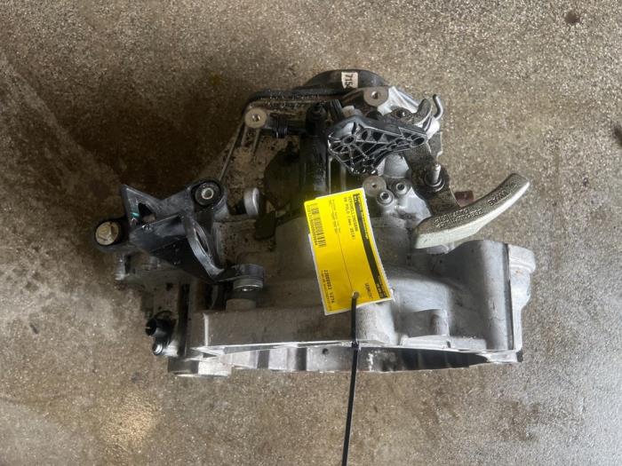 Gearbox Volkswagen Polo VI 1.0 TSI 12V - 0DF300045C DKL SJD