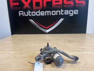 Used Front wiper motor Ford Focus 3 Wagon 2.0 TDCi 16V 140 Price € 18,15 Inclusive VAT offered by Express Autodemontage