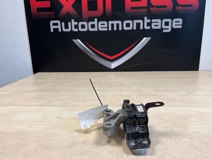 Usagé Support moteur Opel Karl 1.0 12V Prix € 22,99 Prix TTC proposé par Express Autodemontage