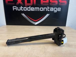 Used Subframe Peugeot 5008 II (M4/MC/MJ/MR) 1.2 12V e-THP PureTech 130 Price € 25,00 Margin scheme offered by Express Autodemontage