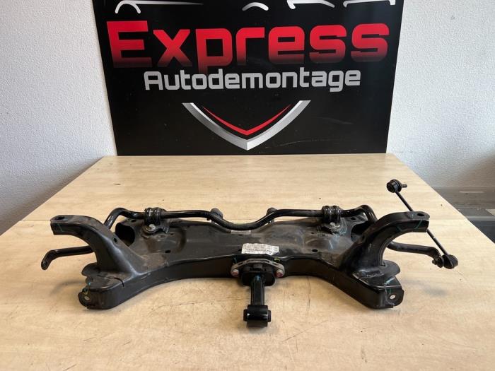 Begagnade Underram Hyundai i10 (B5) 1.0 12V Pris € 90,00 Marginaltabell erbjuds av Express Autodemontage