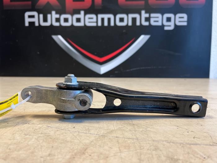 Engine mount Volkswagen Golf VII (AUA), 2012 / 2021 1.6 TDI BlueMotion 16V, Hatchback, Diesel, 1.598cc, 81kW (110pk), FWD, CXXB, 2014-12 / 2017-03 (Used)