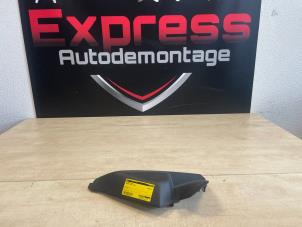 Used Dashboard part Peugeot 5008 II (M4/MC/MJ/MR) 2.0 BlueHDi 180 16V Price € 10,00 Margin scheme offered by Express Autodemontage