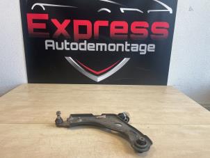 Used Front wishbone, left Peugeot 5008 II (M4/MC/MJ/MR) 2.0 BlueHDi 180 16V Price € 72,60 Inclusive VAT offered by Express Autodemontage