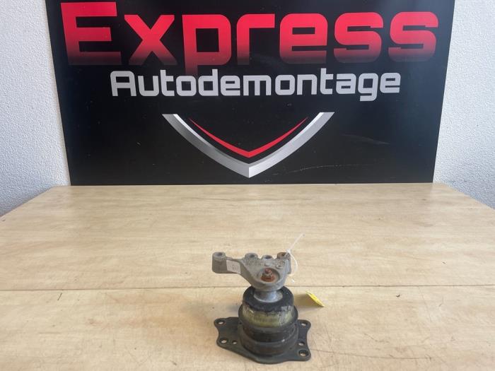 Used Engine mount Seat Ibiza IV SC (6J1) 1.6 TDI 90 Price € 15,00 Margin scheme offered by Express Autodemontage