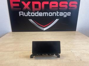 Used Navigation display Peugeot 5008 II (M4/MC/MJ/MR) 2.0 BlueHDi 180 16V Price € 314,60 Inclusive VAT offered by Express Autodemontage