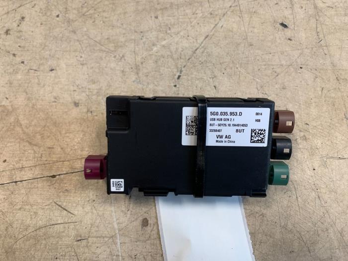 Ordinateur divers d'un Volkswagen Polo VI (AW1) 1.0 TSI 12V 2020
