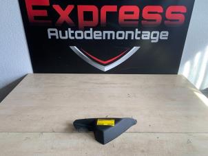 Used Dashboard part Peugeot 5008 II (M4/MC/MJ/MR) 2.0 BlueHDi 180 16V Price € 15,00 Margin scheme offered by Express Autodemontage