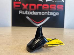 Begagnade Antenn Volkswagen Passat Variant (3G5) 2.0 TDI 16V 150 Pris € 10,00 Marginaltabell erbjuds av Express Autodemontage