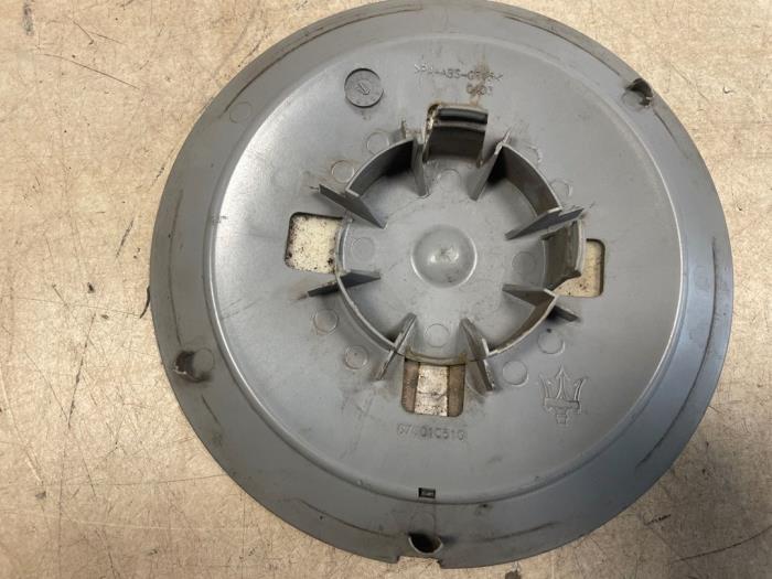 Genuine Maserati Quattroporte SUV Wheel Centre Cap Bright 670119683