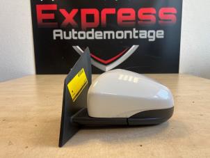 Begagnade Skärmspegel, vänster Opel Karl 1.0 12V Pris € 130,00 Marginaltabell erbjuds av Express Autodemontage
