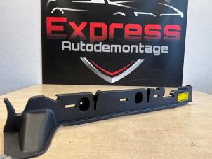 Used Cover, miscellaneous Ford Focus 4 Wagon 1.0 Ti-VCT EcoBoost 12V 125 Price € 15,00 Margin scheme offered by Express Autodemontage