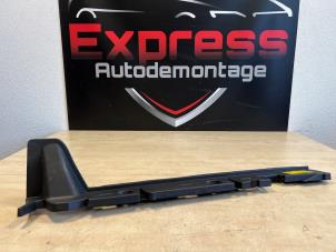 Used Cover, miscellaneous Ford Focus 4 Wagon 1.0 Ti-VCT EcoBoost 12V 125 Price € 15,00 Margin scheme offered by Express Autodemontage