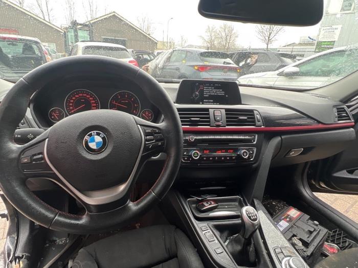 Set de airbag d'un BMW 3 serie Touring (F31) 318d 2.0 16V 2014