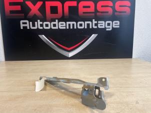Used Support (miscellaneous) BMW 1 serie (F40) 118i 1.5 TwinPower 12V Price on request offered by Express Autodemontage