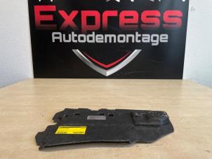 Used Cover, miscellaneous Peugeot 308 (F3/FB/FH/FM/FP) 1.2 12V PureTech 110 Price € 30,25 Inclusive VAT offered by Express Autodemontage