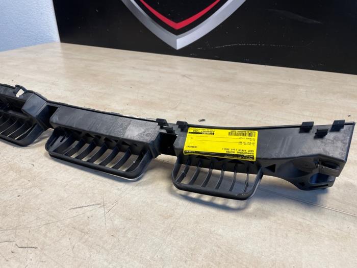 Rear bumper frame from a Seat Ateca (5FPX) 1.5 TSI 16V 2021