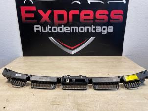 Used Rear bumper frame Seat Ateca (5FPX) 1.5 TSI 16V Price € 30,00 Margin scheme offered by Express Autodemontage