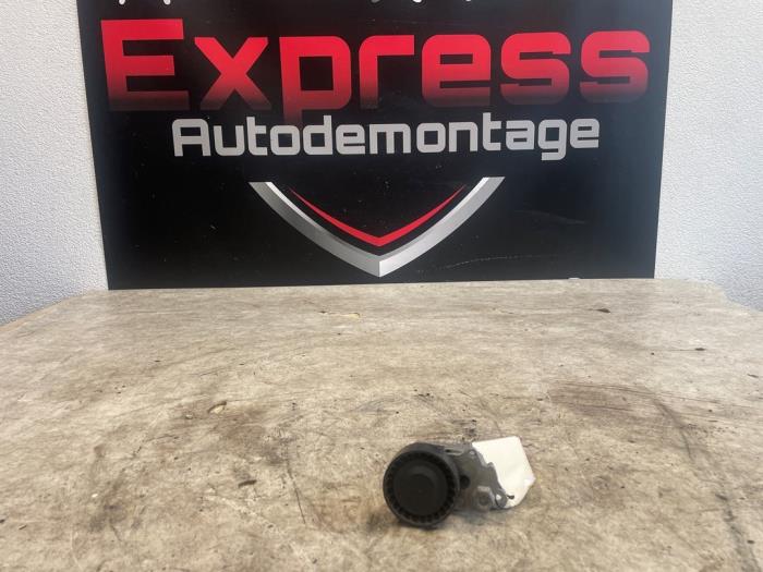 Gebrauchte Spannrolle Multiriemen Volkswagen Up! (121) 1.0 12V 60 Preis € 10,00 Margenregelung angeboten von Express Autodemontage