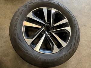 Used Wheel + tyre Volkswagen T-Cross 1.0 TSI 115 12V Price on request offered by Express Autodemontage