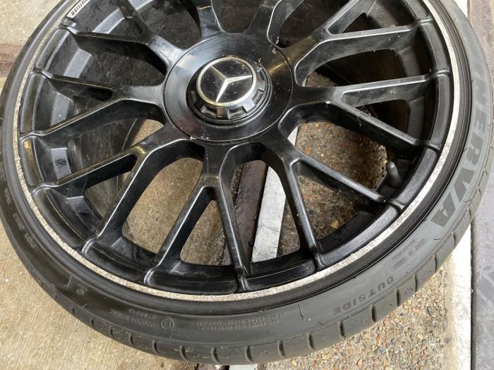 Obrecz + Opona z Mercedes-Benz A (177.0) 1.5 A-180d 2018